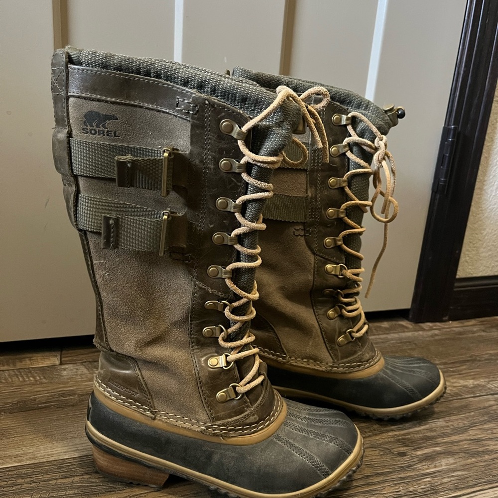 Sorel Tan and Olive Tall Boots